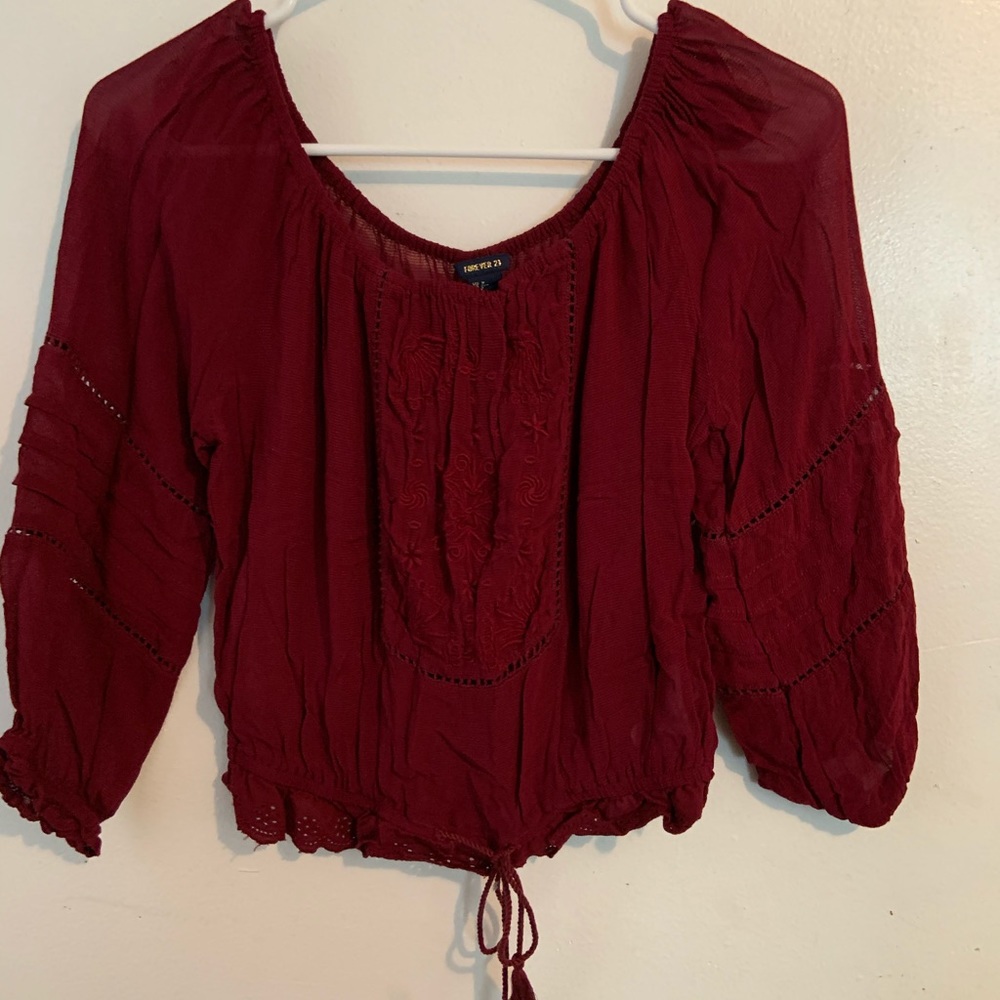 Off-the-shoulder Top